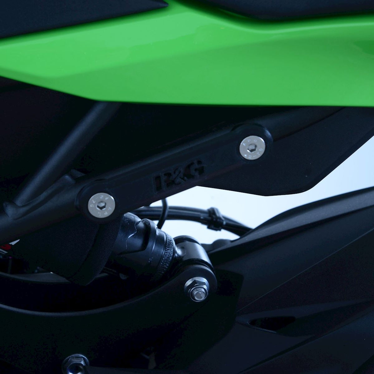 R&G Racing Rear Footrest Plates (Pair) for the Kawasaki ZX-25R '20-'22 / GSX-S1000GT '2022