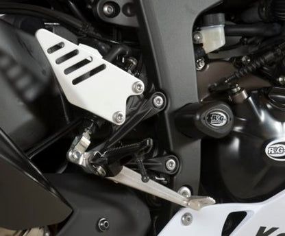 R&G Racing Aero Crash Protectors, swingarm pivot for Kawasaki ZX6R '13-'20