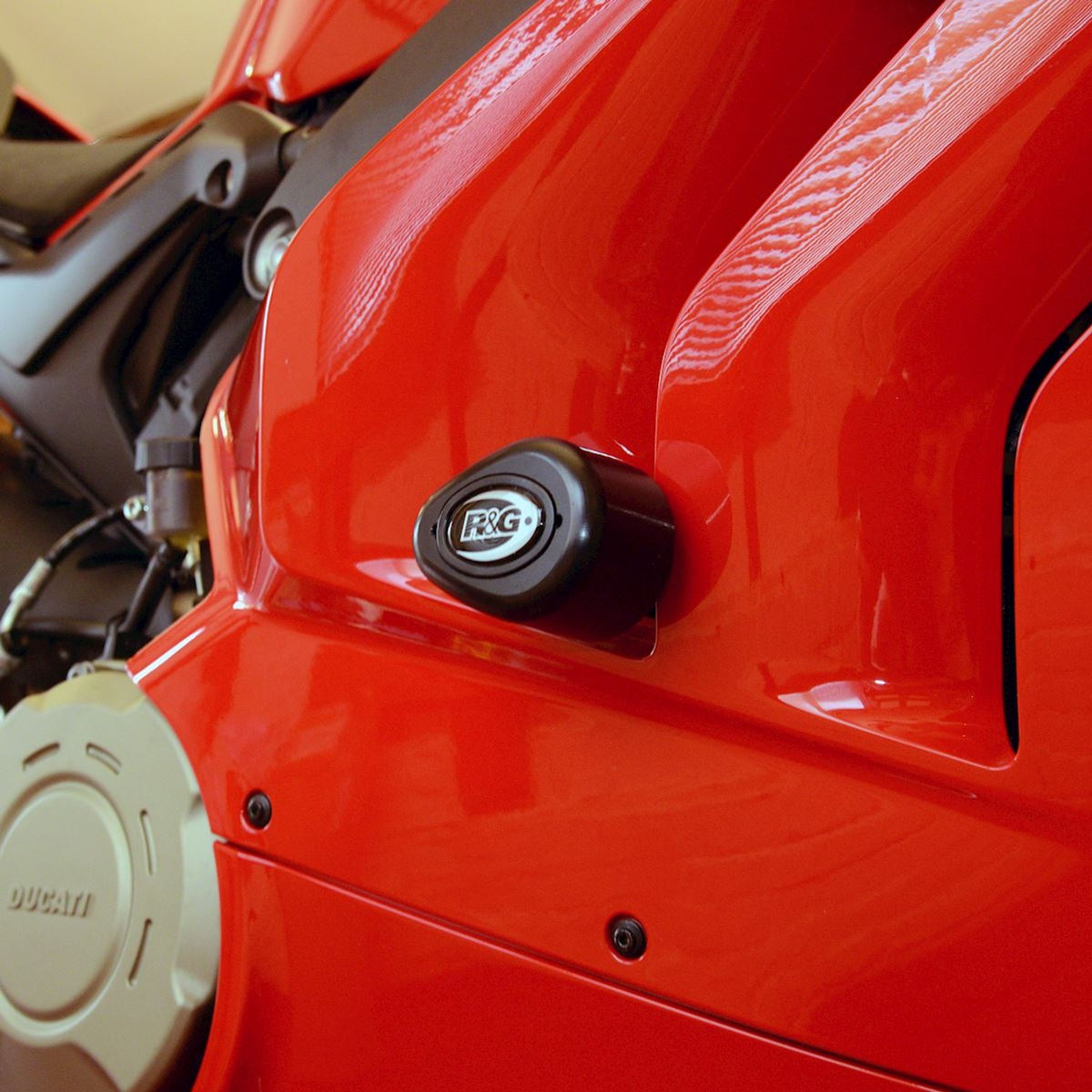 R&G Racing Aero Crash Protectors (Road Version) for Ducati Panigale V4 (S) '20-'22, V4R '19-'22