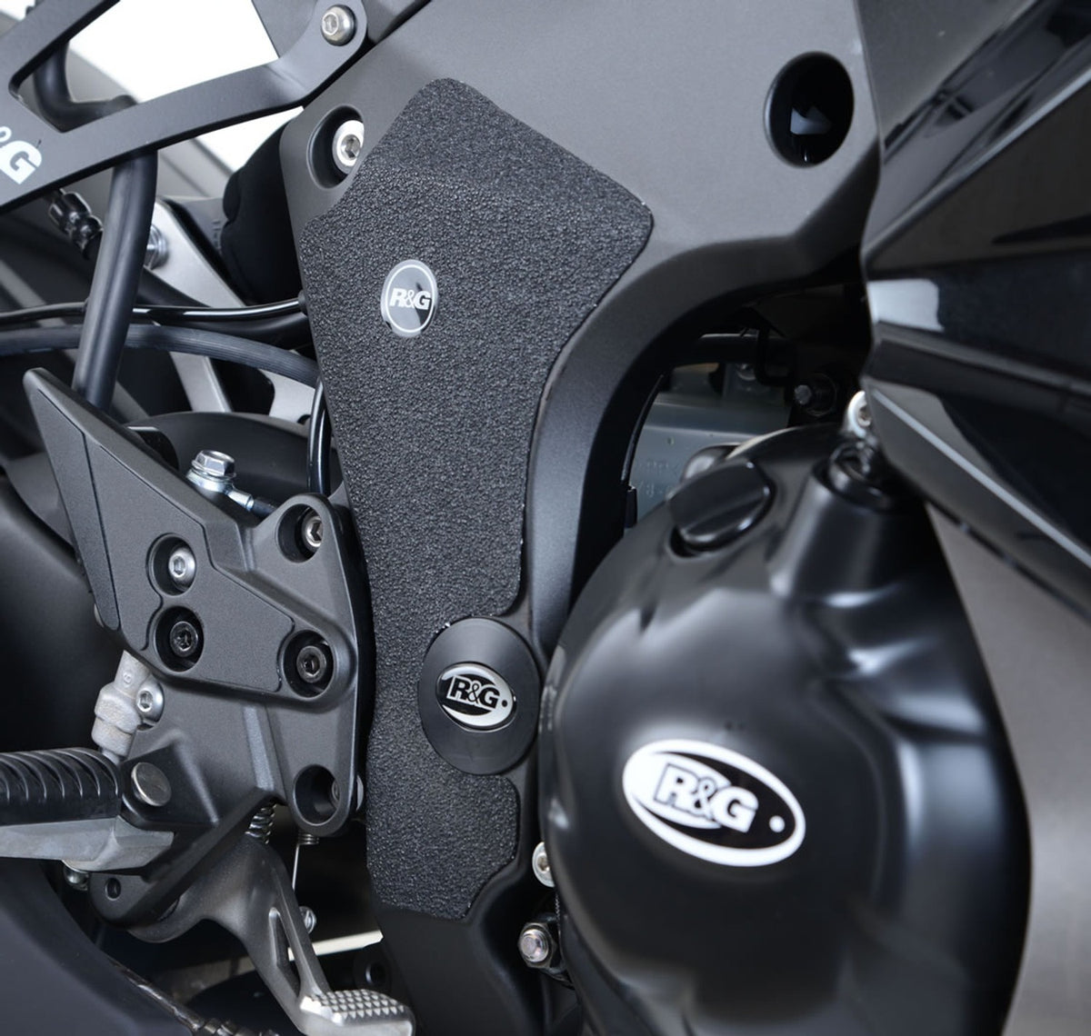 R&G Racing Boot Guard 2-Piece (frame-mounted) for Kawasaki Ninja Z1000SX '11-'19