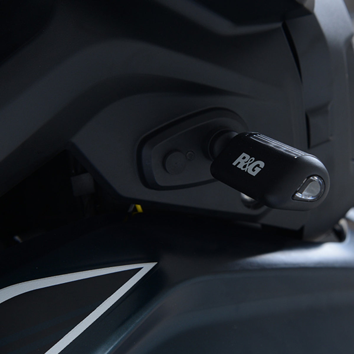R&G Racing Front Indicator Adapters (Use with Micro Indicators) for the BMW F 750 GS '17-'22 / F 850 GS '17-'21